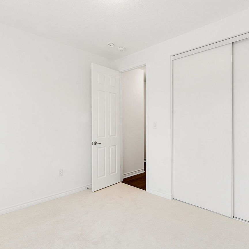 For Lease - 1518 Zilio Terrace, Milton, Ontario - Photo 1