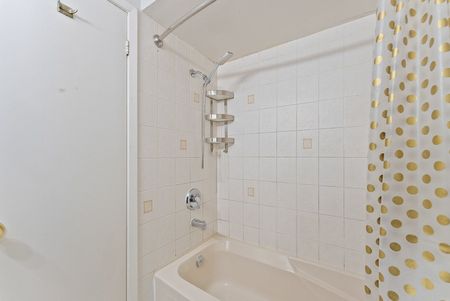 For Lease - 79 Fawndale Crescent Unit# Upper, Toronto, Ontario - Photo 4