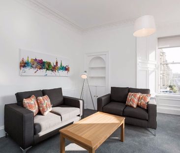 3 bedroom apartment to rent - Photo 2