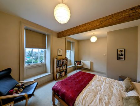 5 bedroom semi-detached house to rent - Photo 5