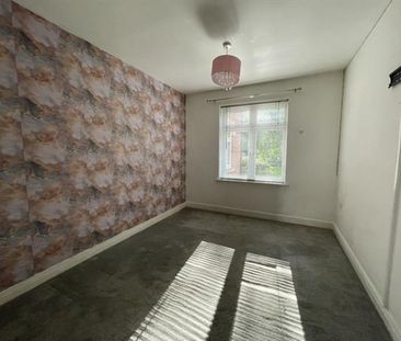 The Ladle, Middlesbrough - Photo 2