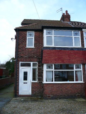 Whernside Avenue, Tang Hall - P1352 - Photo 5