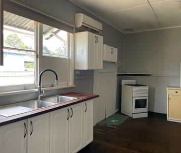 Cozy Home in the Heart of Collie - Photo 3