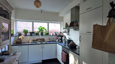 Recente gezinswoning met zonnige tuin, garage en centrale ligging! - Foto 3