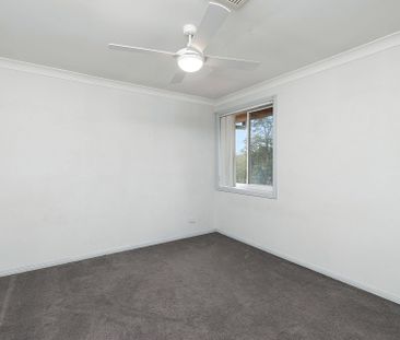 Spacious Family Home in Prime Rankin Park Location - Photo 5
