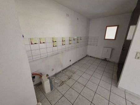 Sanierte 2-Zimmer-Wohnung - Haus mit Aufzug, Bad mit Superplan-Dusche - Foto 2