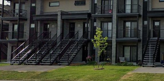 24 Rue De La Fabrique (Aylmer) Magnifique Logement 3 1/2 à Louer - Photo 2