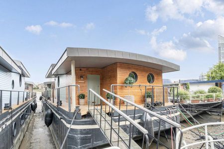 3 bedroom houseboat to rent - Photo 3