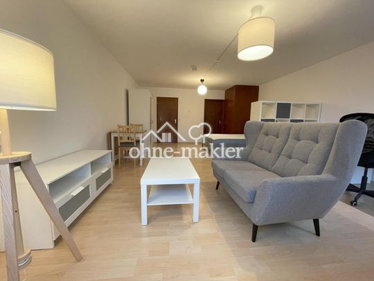 Große komplett neu möblierte 1-Zimmer Wohnung inkl. neuer Einbauküche in zentraler Lage - Photo 1