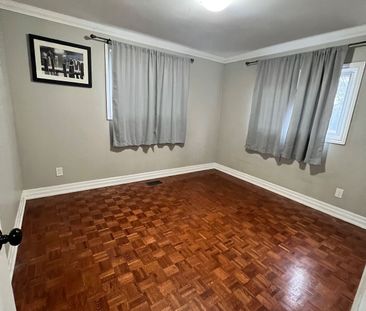 For Lease - 157 Elliott Street Unit# (Main Floor), Brampton, Ontario - Photo 4