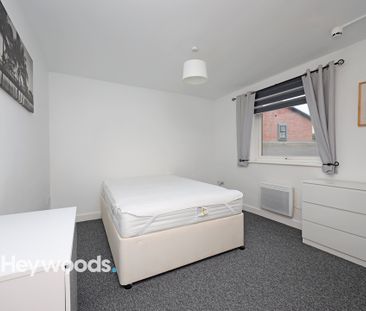 2 bed apartment to rent in Trinity Court, London Road, Newcastle-un... - Photo 2