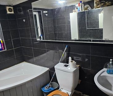 Room in a Shared House, Millhouse Road, B25 - Photo 3