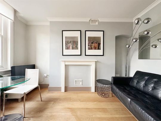 Cleveland Street, London - Photo 1