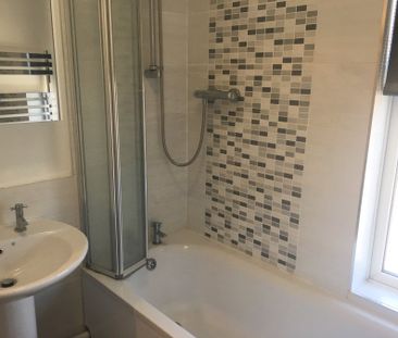 5 Bed - 10 Norwood Place, Hyde Park, Leeds - LS6 1DY - Student - Photo 5