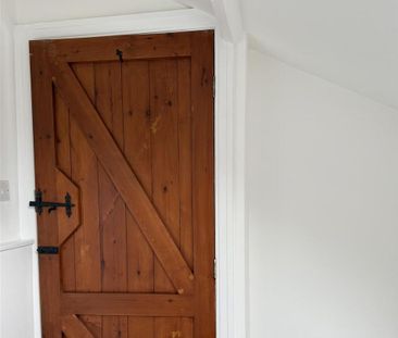 2 bedroom end of terrace house to rent - Photo 4