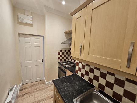 Studio to rent - Photo 4