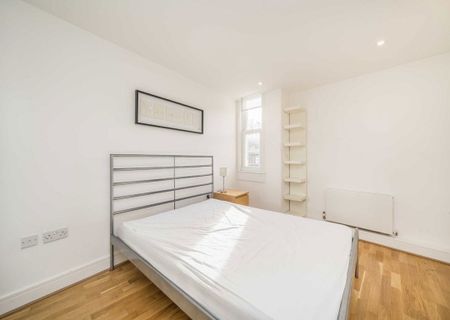 Garratt Lane, SW17 0PF, London - Photo 2