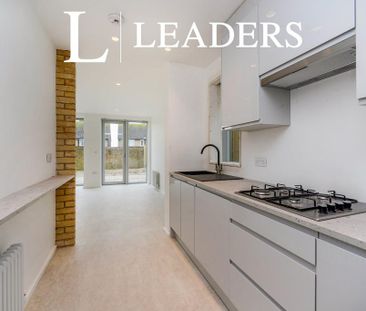 3 bedroom detached house to rent - Photo 5