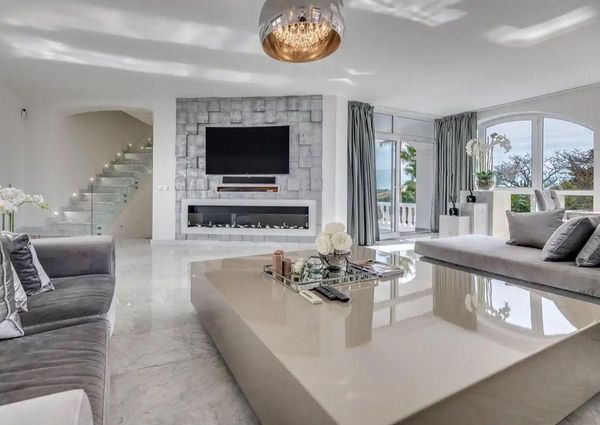 Luxury Villa for rent in Marbella Del Este, Spain