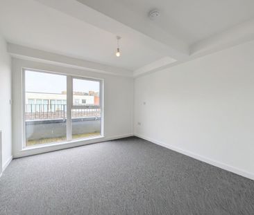 To Let – The Courtyard, Lord Street, Southport – Two Bedroom Third ... - Photo 1
