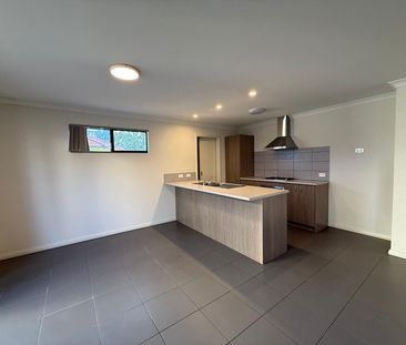 Top Locale Midvale Townhouse AVAILABLE FOR RENT NOW! - Photo 6