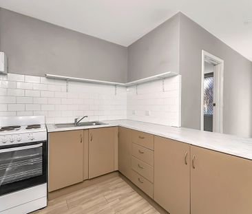 Cute & Modern 1x1 Unit in Secure Complex - Photo 5