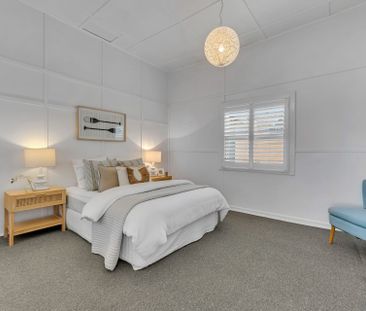 Beachside Simplicity - Photo 3