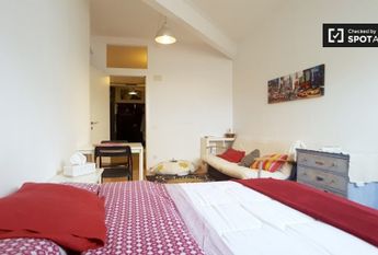 barcelona, Catalonia 08018