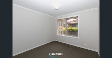 Spacious 3-Bedroom Family Home in Mill Park - Photo 5