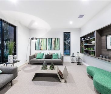 Stunning Luxury 4 Bedroom Home - Don't Miss Your Chance ***APPLY FO... - Photo 1