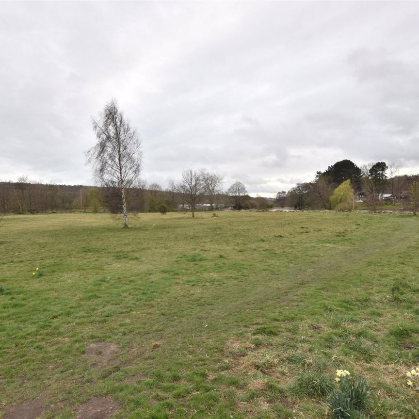 Axwell Park Road, Axwell Park, Blaydon, NE21 - Photo 1