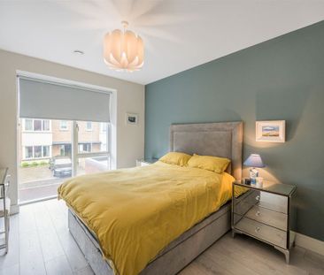 Larkfield, Clayfarm, Leopardstown, Dublin 18 - Photo 6