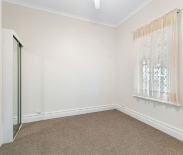 Charming Central Albury Home In Prime Location - Photo 2