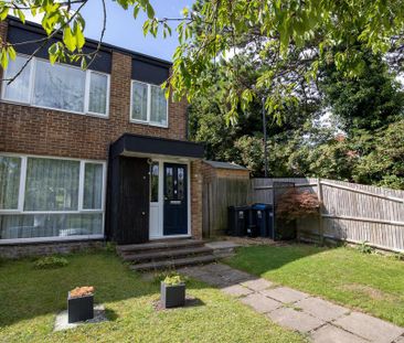3 bedroom terraced house to rent - Photo 6
