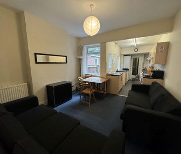 5 bedroom house to rent - Photo 1