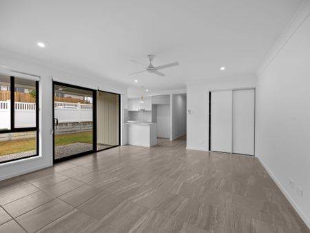 2/30 Auburn Crescent, Ripley QLD 4306 - Duplex For Rent | Domain - Photo 5