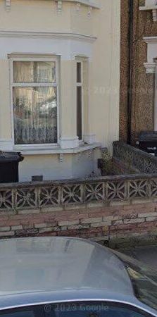 4 Bed Terraced House, Hampton Road, IG1 - Photo 1