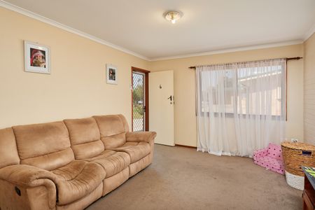 2 Bedroom Unit - Photo 2