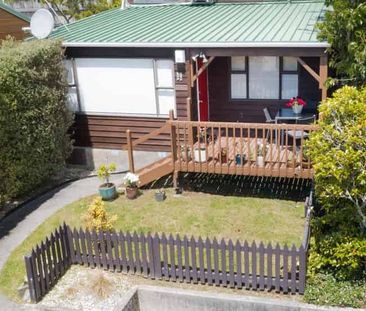 2 Bedroom, Churton Park - Photo 5