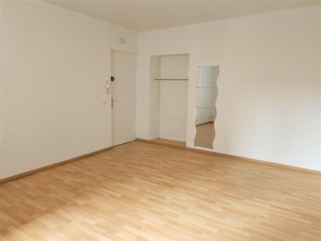 Location Appartement 1 pièce 29m² REIMS 51100 - Photo 4