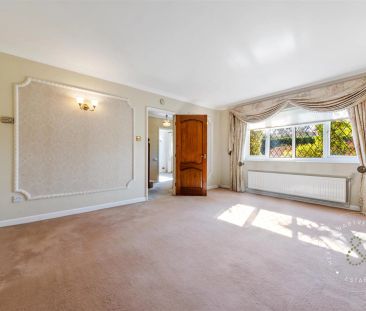 4 Bedroom House - Detached - Photo 1