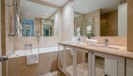 2 Bed Flat, Westferry Circus, E14 - Photo 5