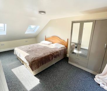 Room in a Shared House, Springfield Road, E17 - Photo 2