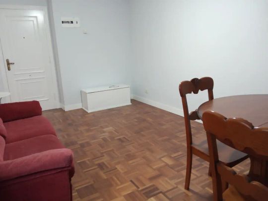 Piso de alquiler en Rúa Florentino Cuevillas, Centro - Photo 1