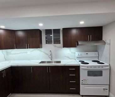 For Lease - 3811 Althorpe Circle Unit# Basement, Mississauga, Ontario - Photo 5