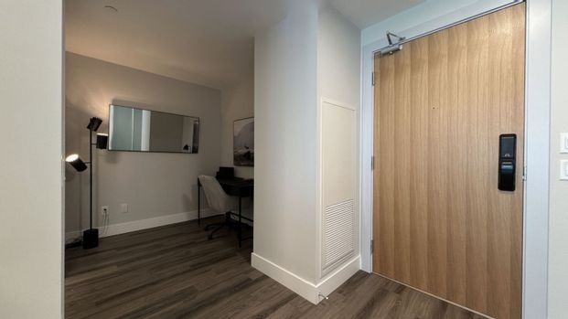 For Lease - 80 Bond Street Unit# 821, Oshawa, Ontario - Photo 1