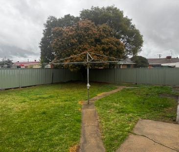 12 Sunbury Road, Shepparton - Photo 2