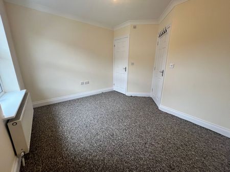 2 bedroom terraced house to rent - Photo 3