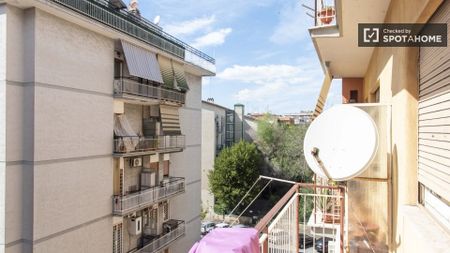 rome, Lazio 00171 - Photo 5