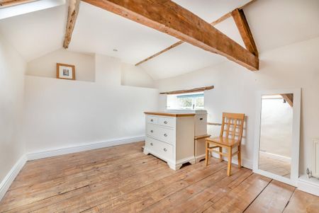 4 bedroom detached house to rent - Photo 4